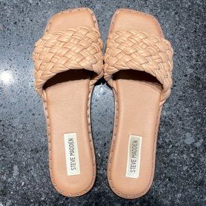 Steve Madden Santina Sandal Sz. 8